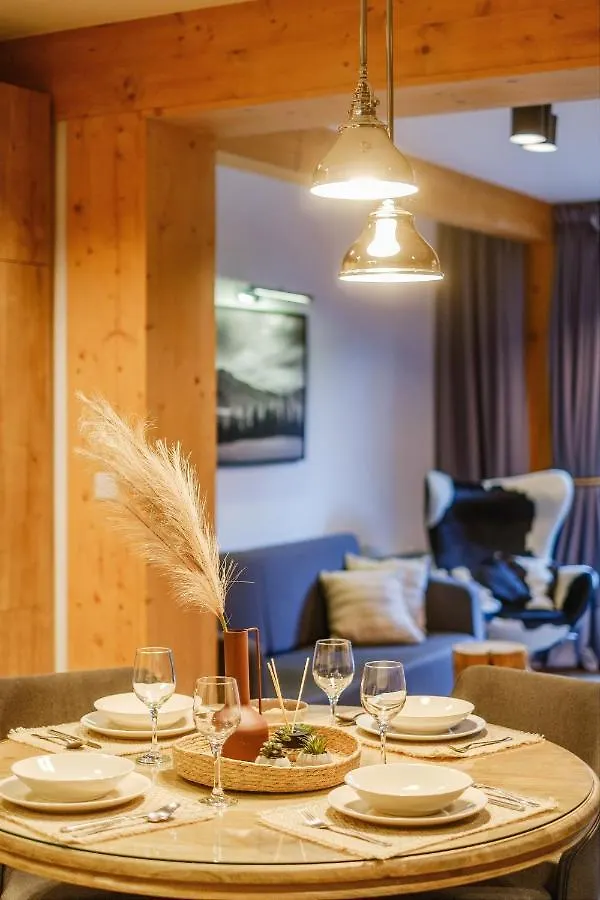 Appartement Apartamenty Pod Giewontem Gawra - Piekny Apartament Z Tarasem, Sauna I Jacuzzi W Cenie Pobytu - 5 Min Pieszo Do Krupowek Zakopane Pologne